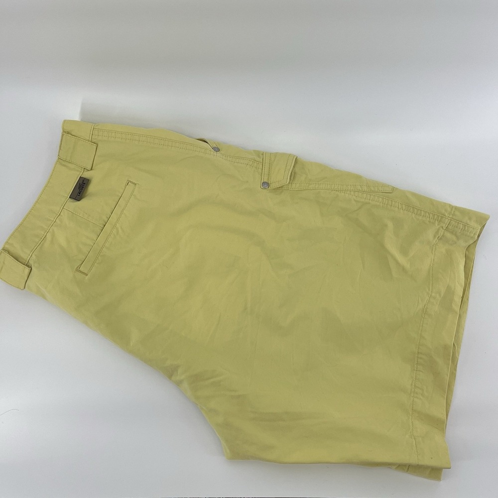 Lacoste Shorts Men's FR 48 US‎ 38 Yellow Chino Cotton Flat Front